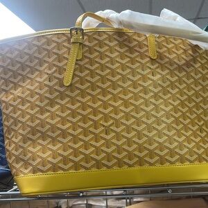 Yellow fashion Tote with Yellow Trim